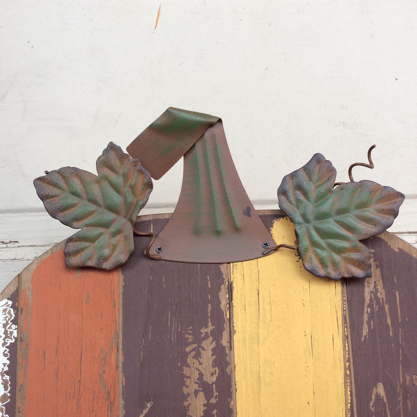 AG Designs Fall Decor - Wide Slat Pallet Pumpkin GRATEFUL