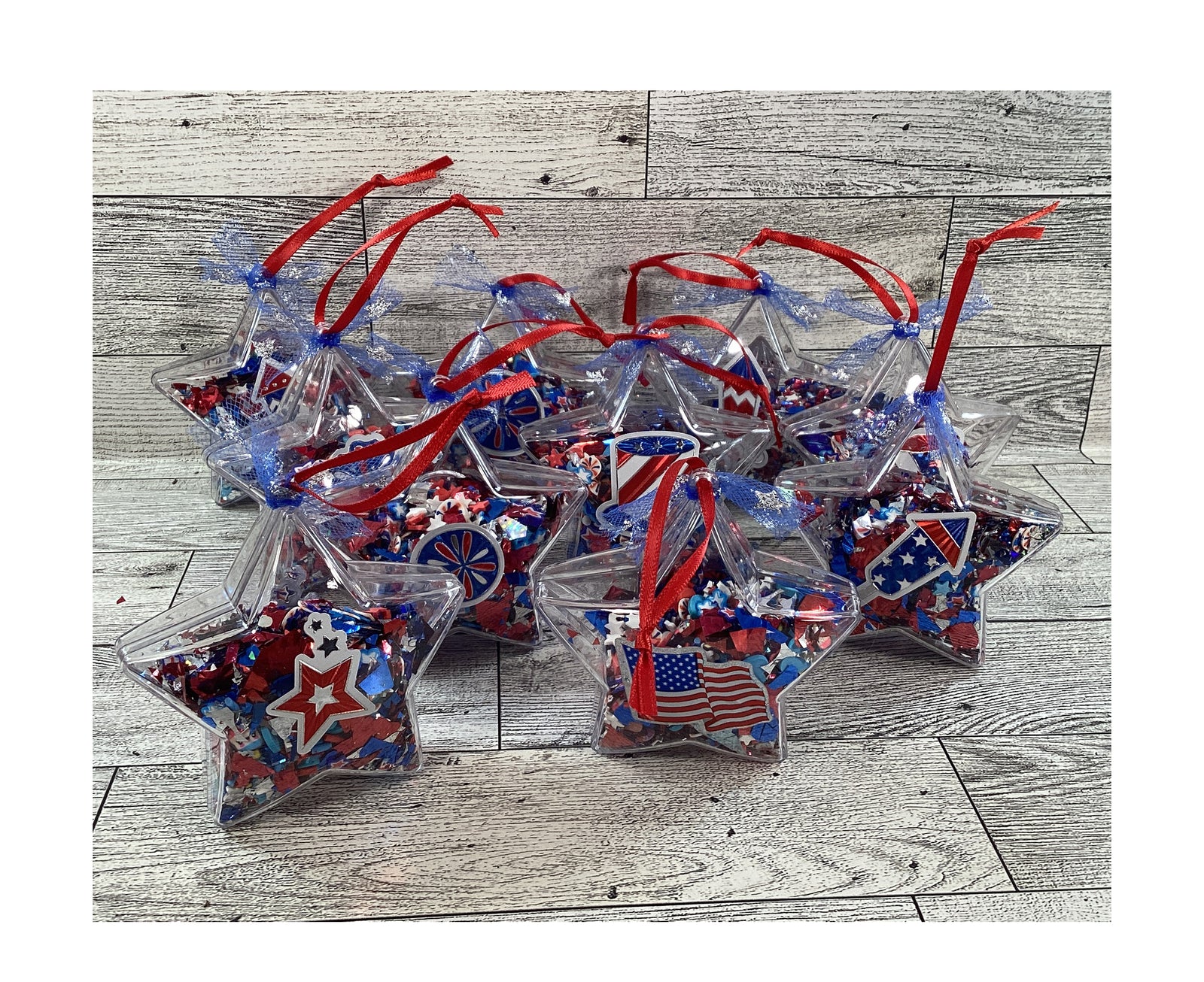 AGD Patriotic Decor - Plastic Filled Star Shakers 10pc Set