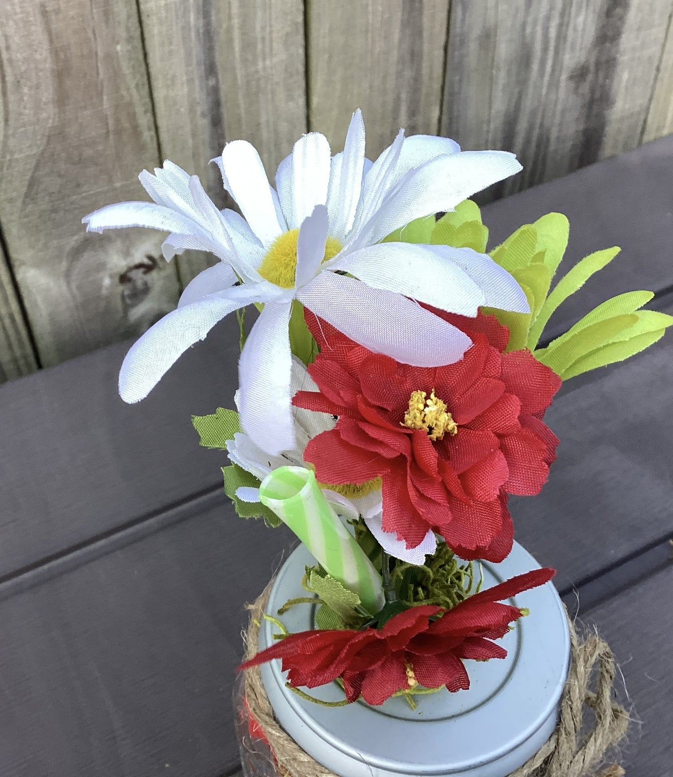 AGD Summer Decor - Faux Cherry Theme Mason Jar Glass Daisy Decor