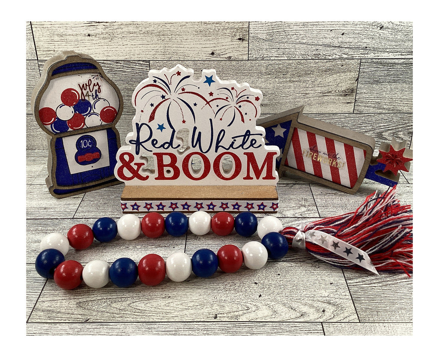 AGD Patriotic Decor - Gumball Firecracker Boom Sign Garland Tier Tray 4pc