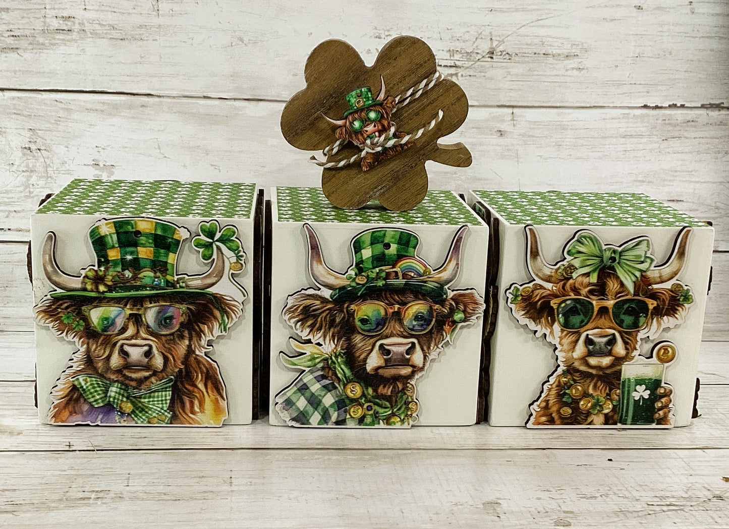 AGD AGD St Patrick Decor - Irish Highland Cow Wood Block 3pc