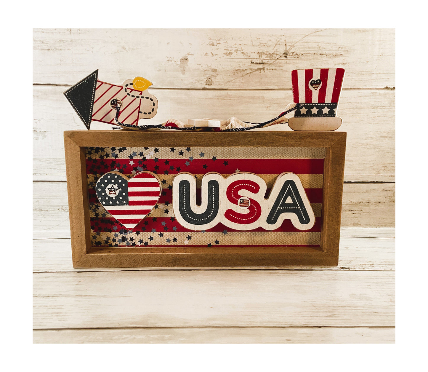 AGD Patriotic Decor - July 4th Love USA Flag Star Inset Box Sign