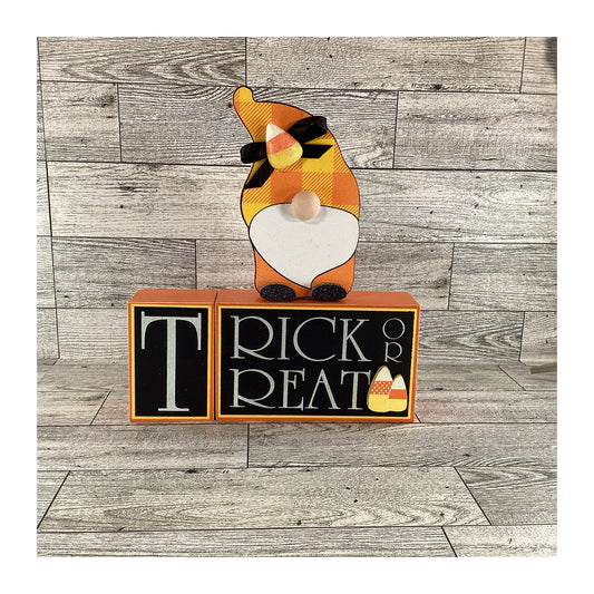 AGD Halloween Decor - Candy Corn Gnome Trick Treat Sign 3pc Set