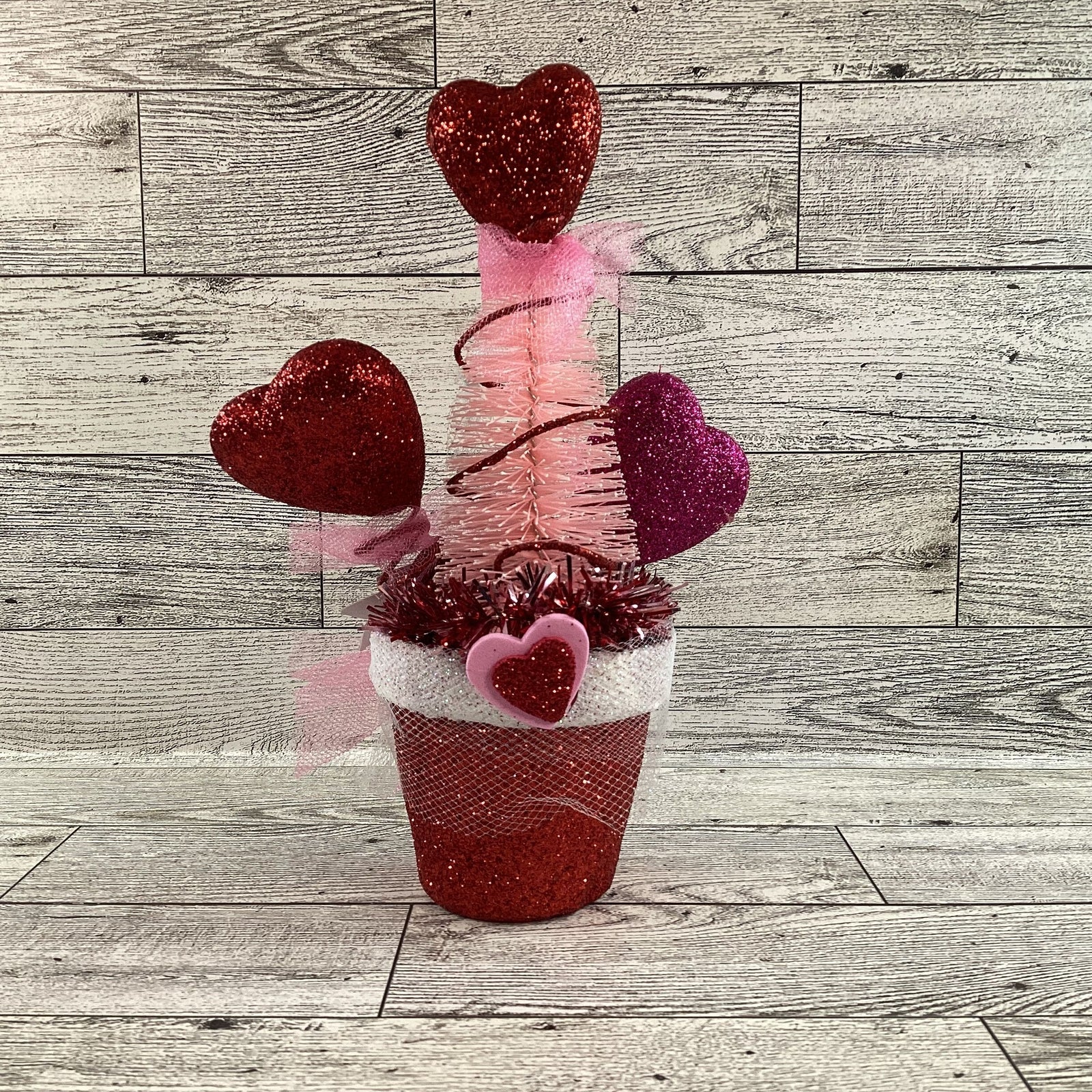 AGD Valentines Decor -  Small Potted Kindness Matters Sisal Tree Display