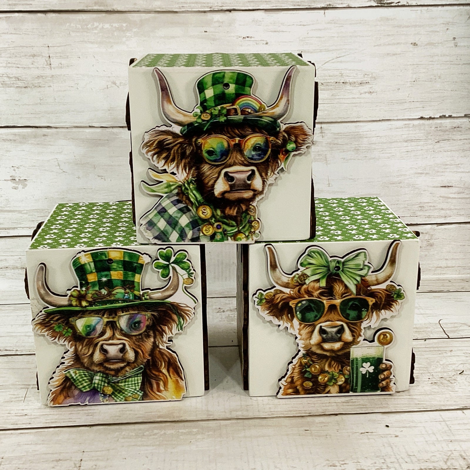 AGD AGD St Patrick Decor - Irish Highland Cow Wood Block 3pc