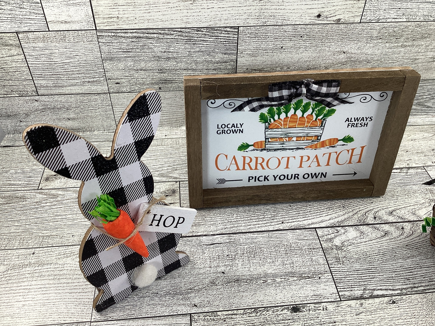 AGD Easter Decor - Bunny Carrot Basket and Carrot Patch Sign Tier Tray 3pc