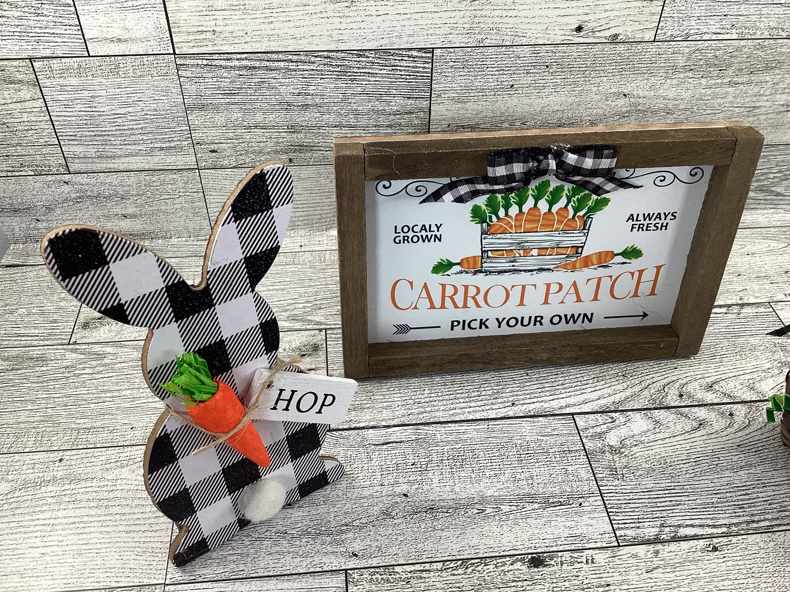 AGD Easter Decor - Bunny Carrot Basket and Carrot Patch Sign Tier Tray 3pc