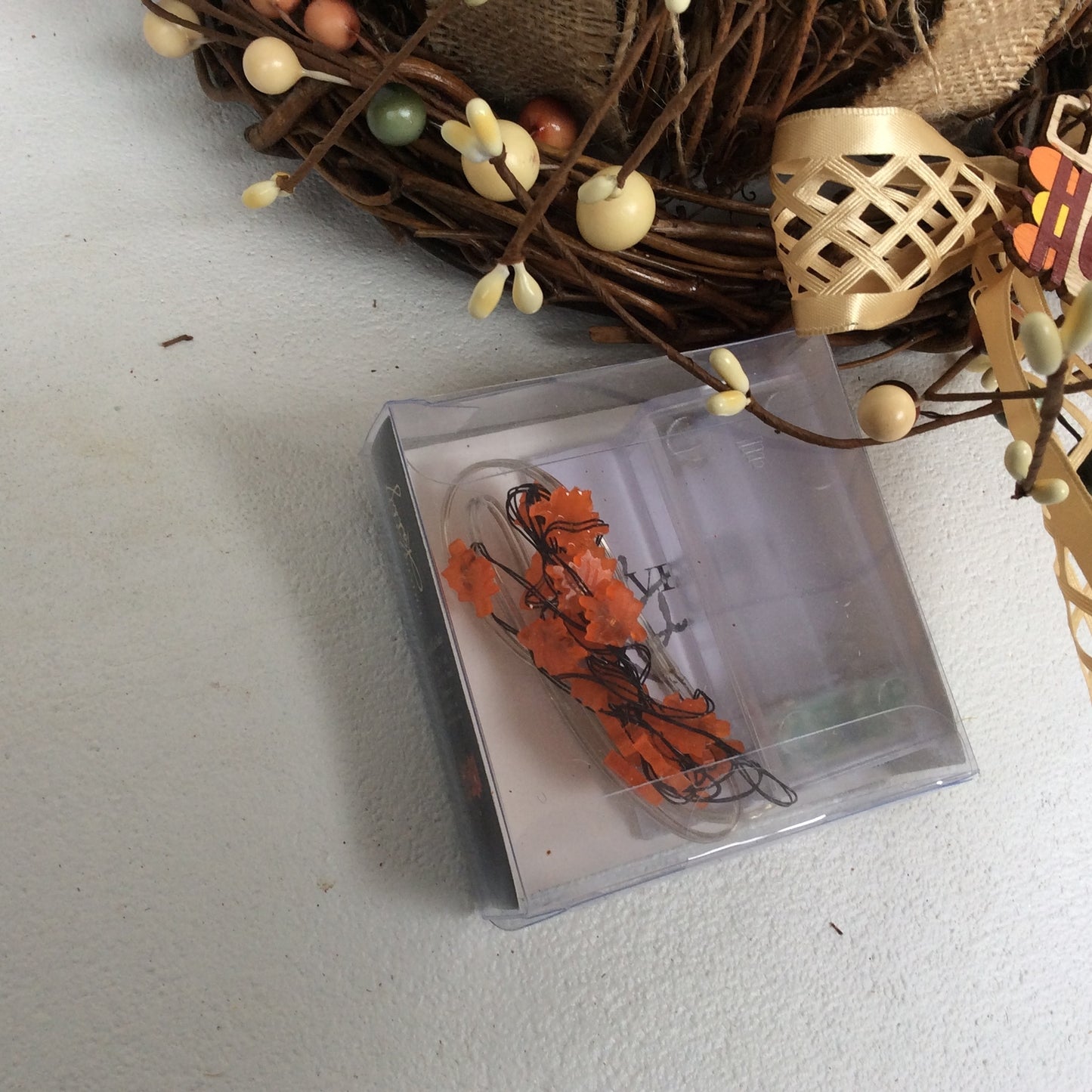 AGD Fall Decor- Happy Thanksgiving Floral Grapevine Pumpkin Display