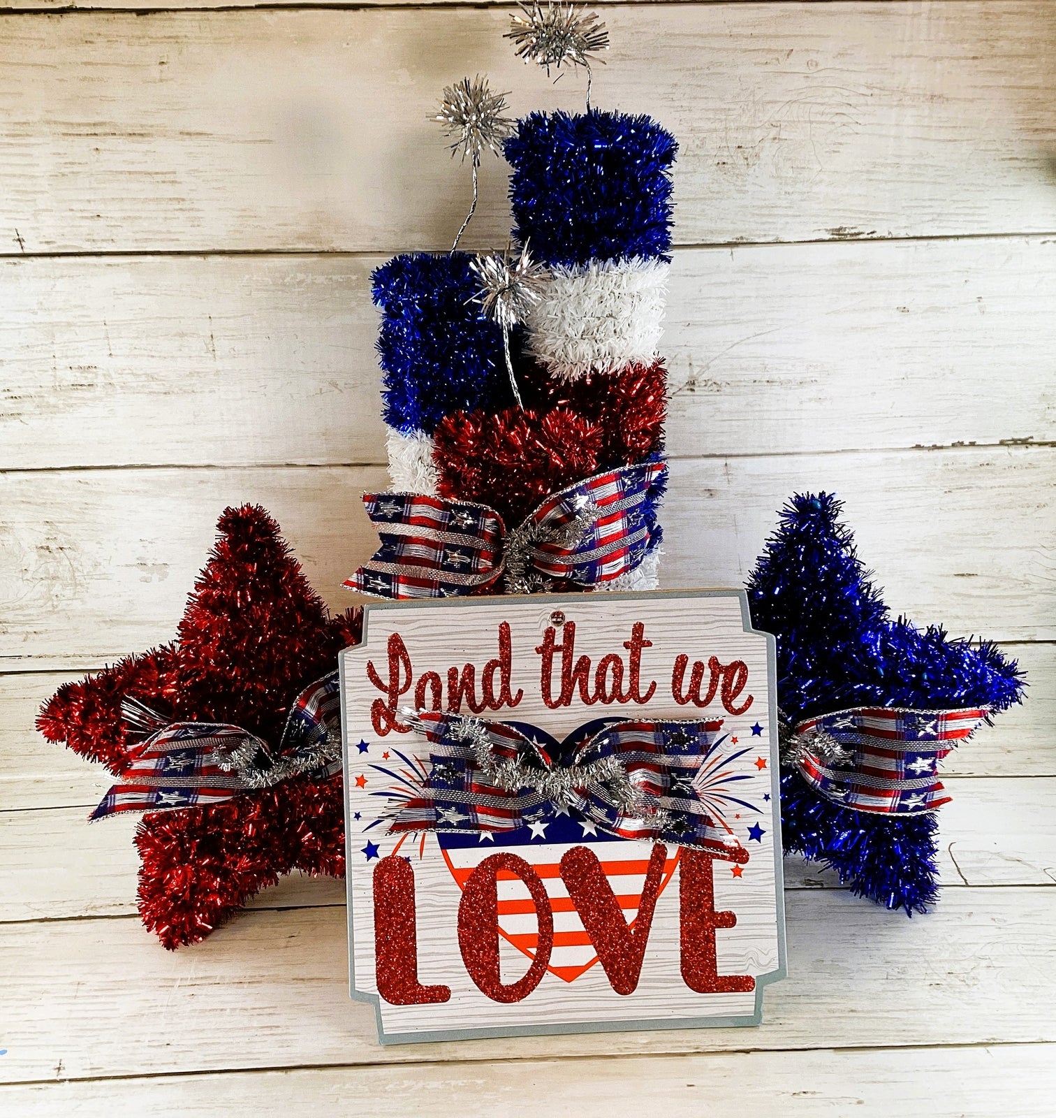 AGD Patriotic Decor - July 4th Land I Love Tinsel Firecracker Party Supply