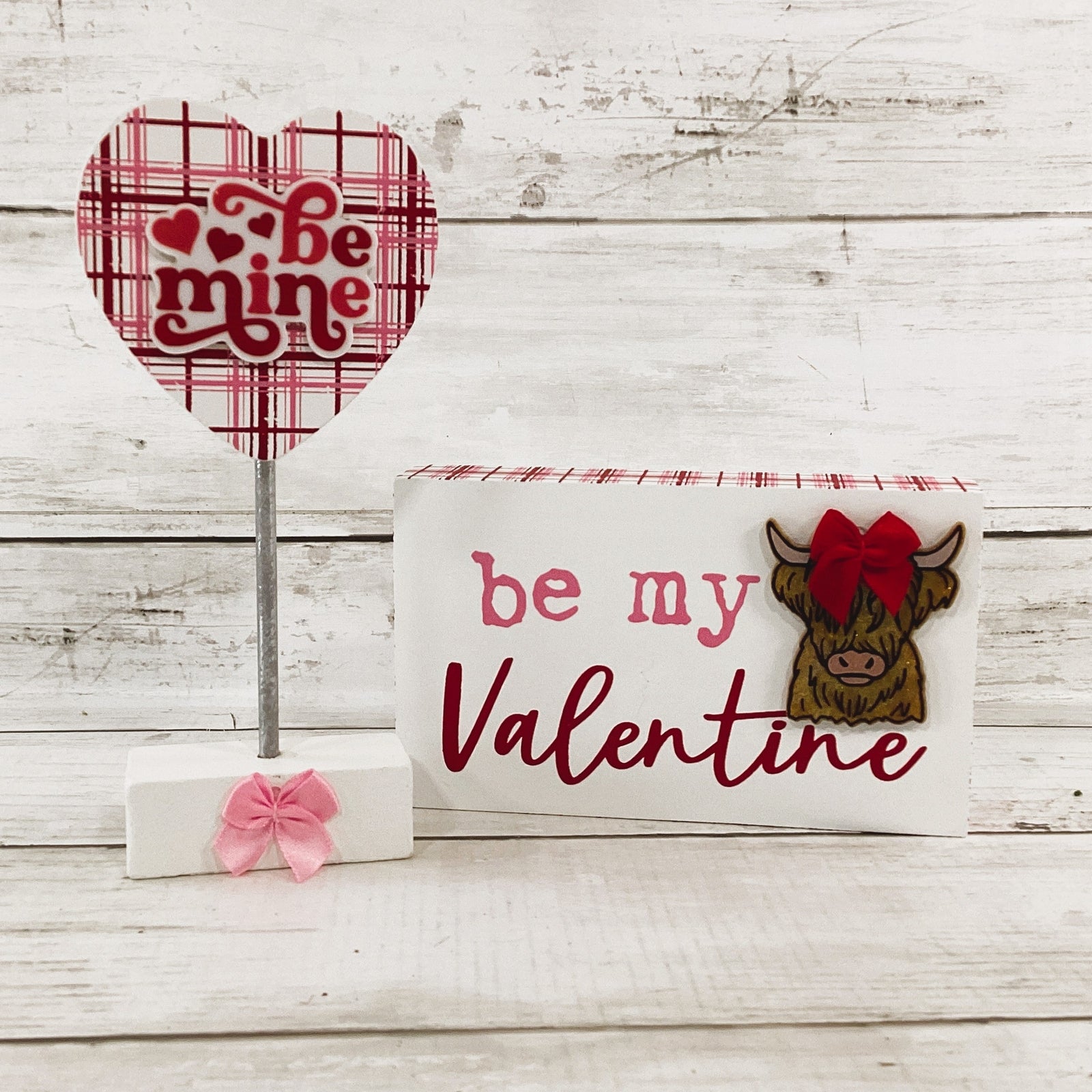 AGD Valentines Decor - Be My Heart Highland Cow Latte Tier Tray 2pc