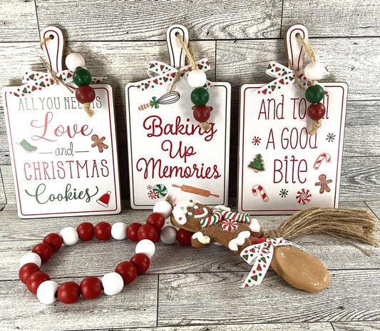 AGD Christmas Decor - Gingerbread Cutting Board Garland 4pc Set