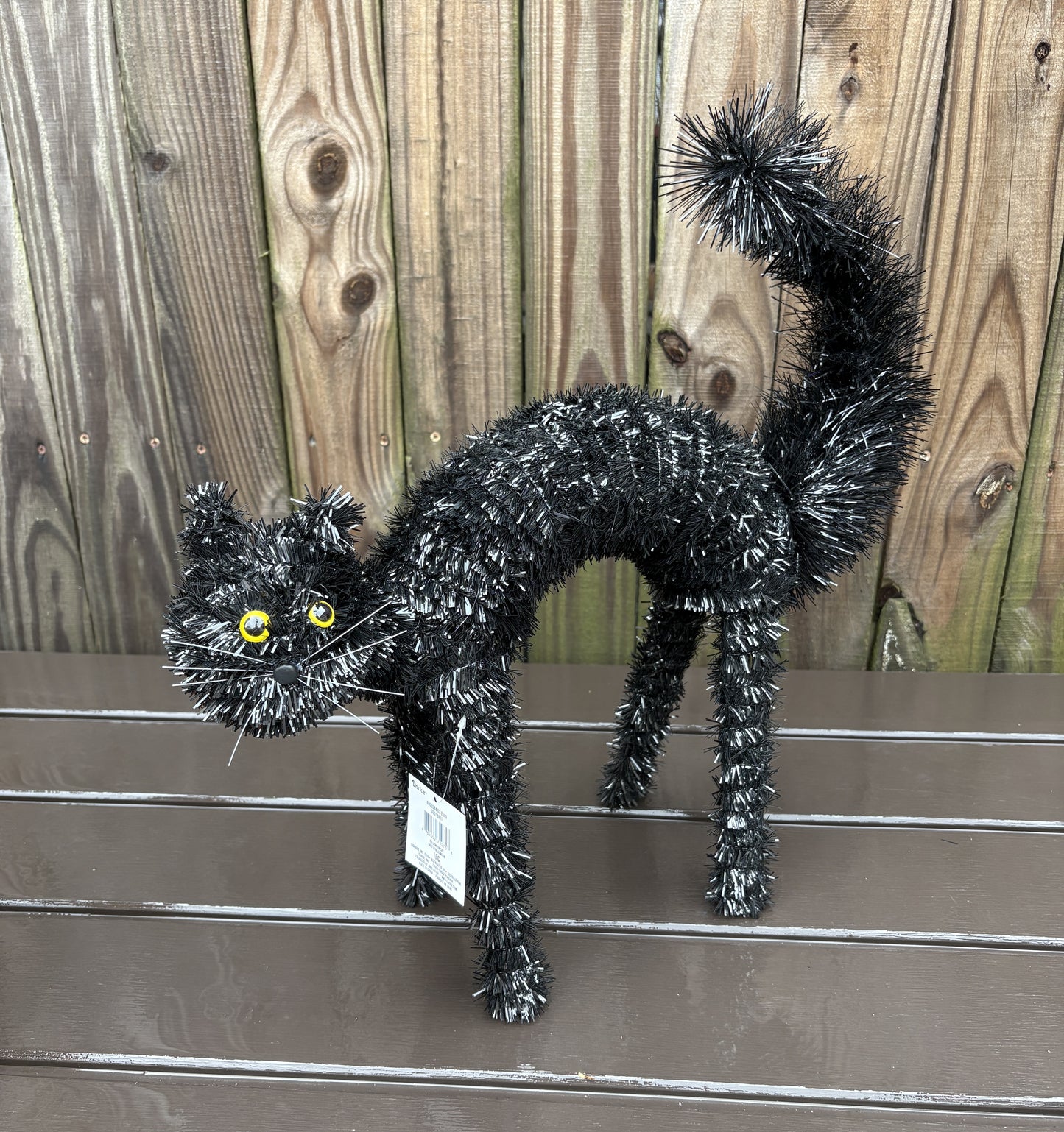 Darice Halloween Decor - LG Tinsel Scaredy Cat 18-inch