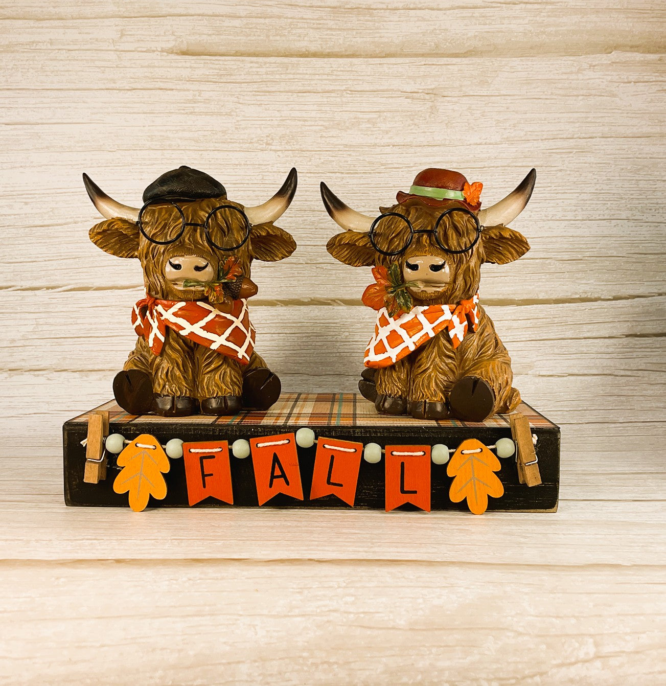 AGSD Fall Decor - Harvest Highland Cows with Glasses on Stand