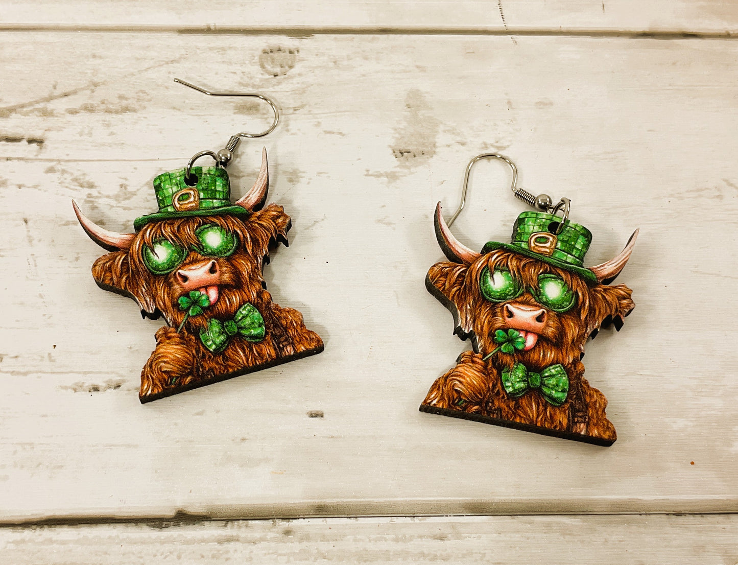 St Patrick's Day Jewelry - Highland Cow Tophat Earrings