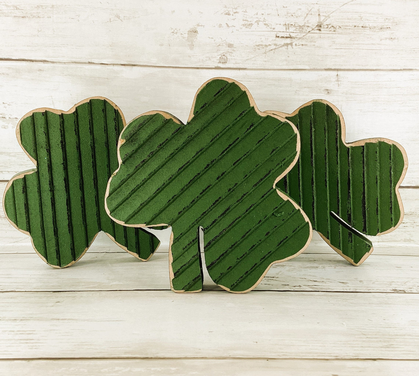 HL Craft Supply - MDF Wood Primitive Clover Shamrock