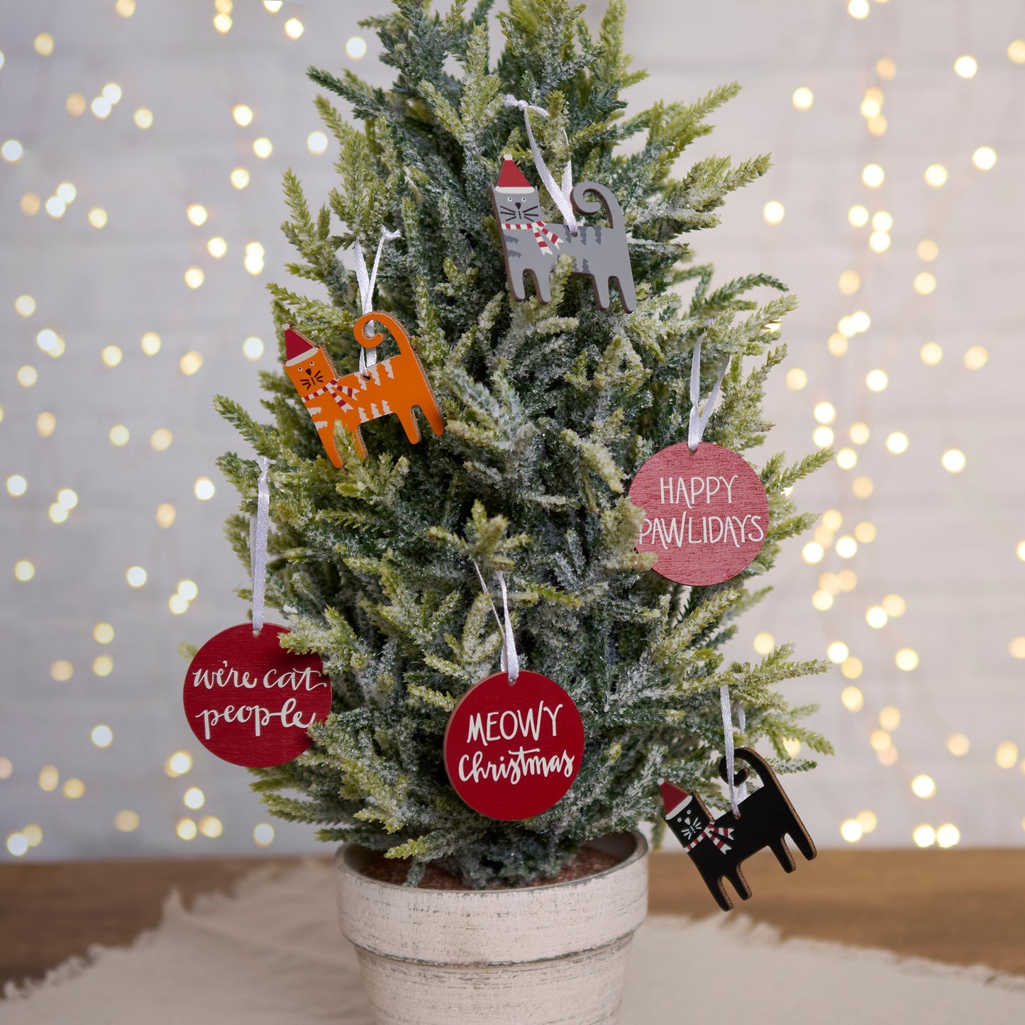 PBK Christmas Decor - MINI Santa Hat Prim Cat Ornaments 6pc. Set