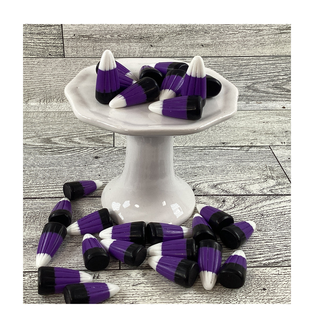 AGD Halloween Craft Supply - FAKE Resin White Purple Black Candy Corn