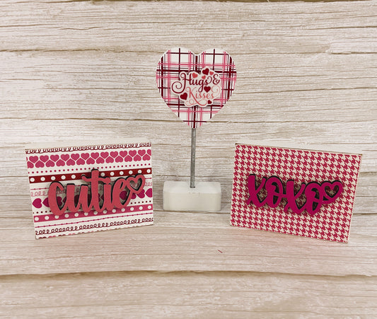 AGSD Valentines Decor - Mini Block Signs & Heart Stand Tier Tray 2pc
