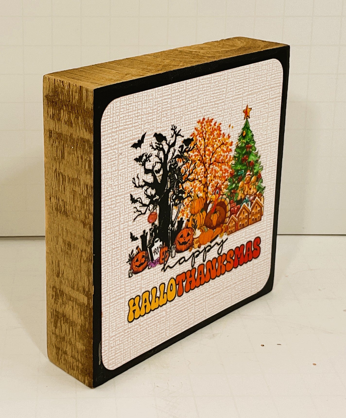 AGD Fall Decor - Pumpkin Gingerbread Hallothankmas Seasonal Tier Tray Sign