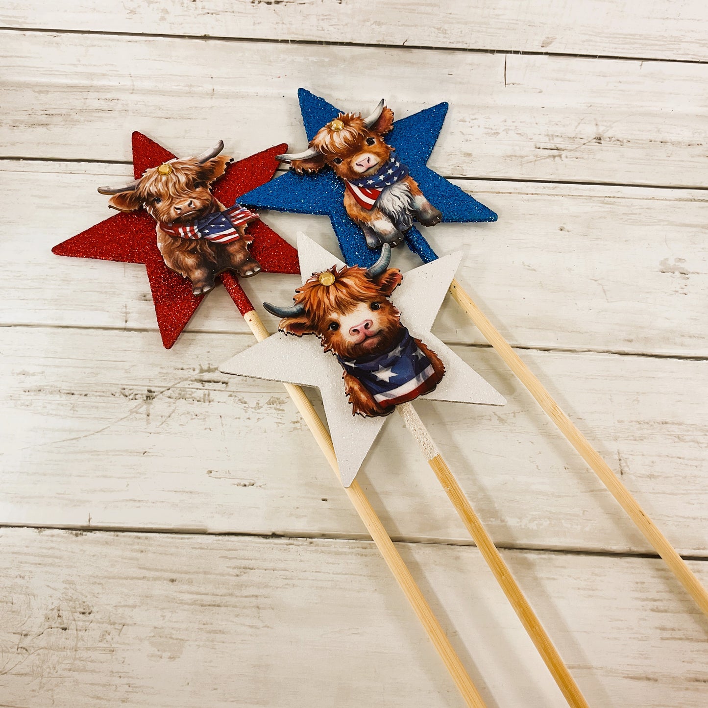 AGD Patriotic Decor - Highland Cow Red White Blue Glitter Star Pick Stakes 3pc