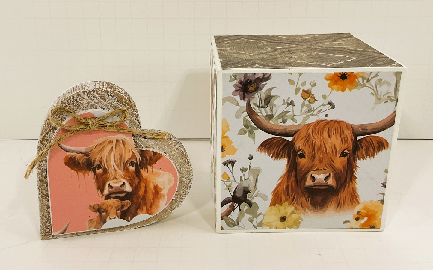 AGD Spring Decor - Floral Flower Highland Cow Chunky Block & Heart Sign 2pc