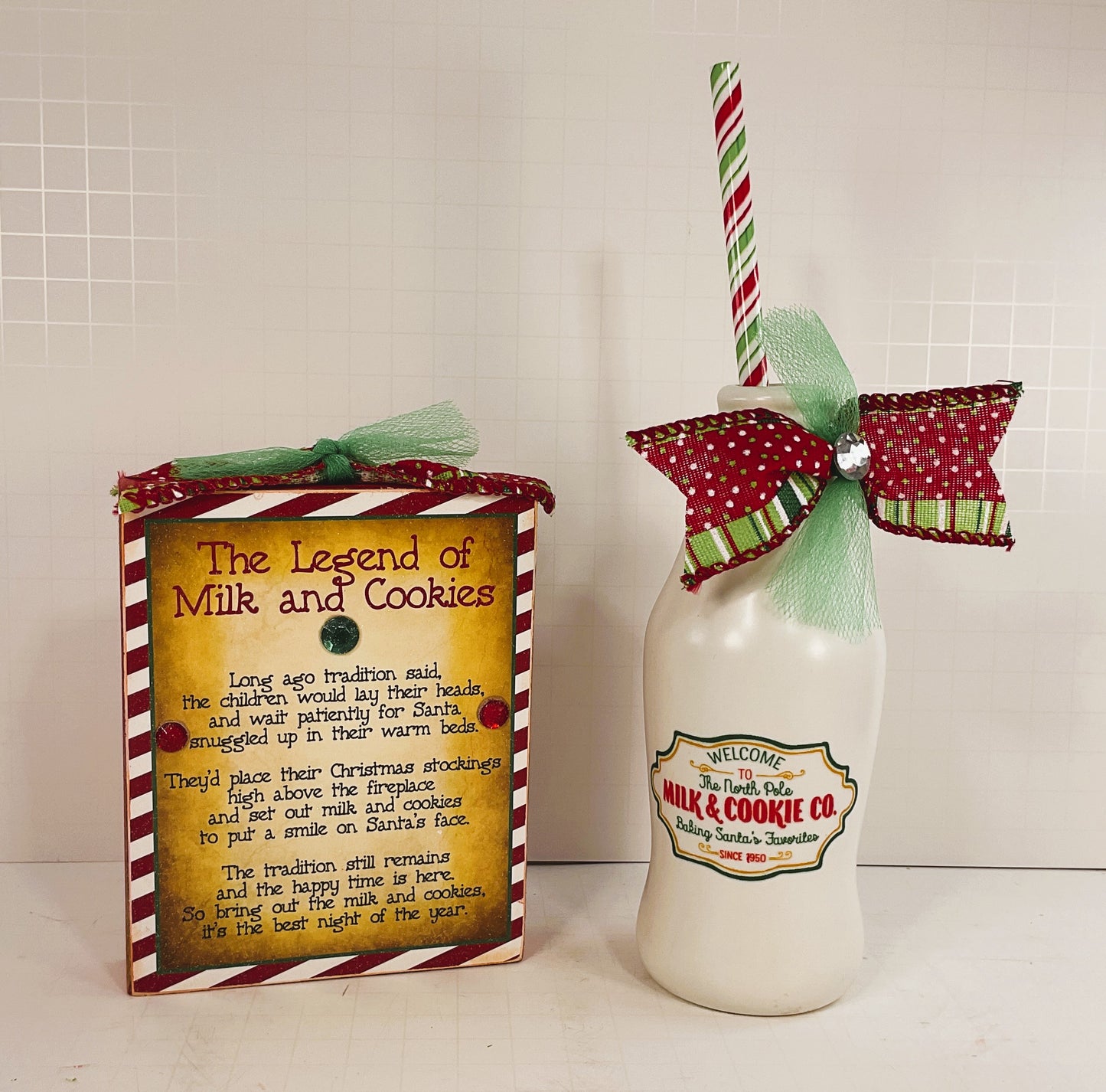 AGD Christmas Decor - Legend of Milk and Cookies Bottle Sign 2pc