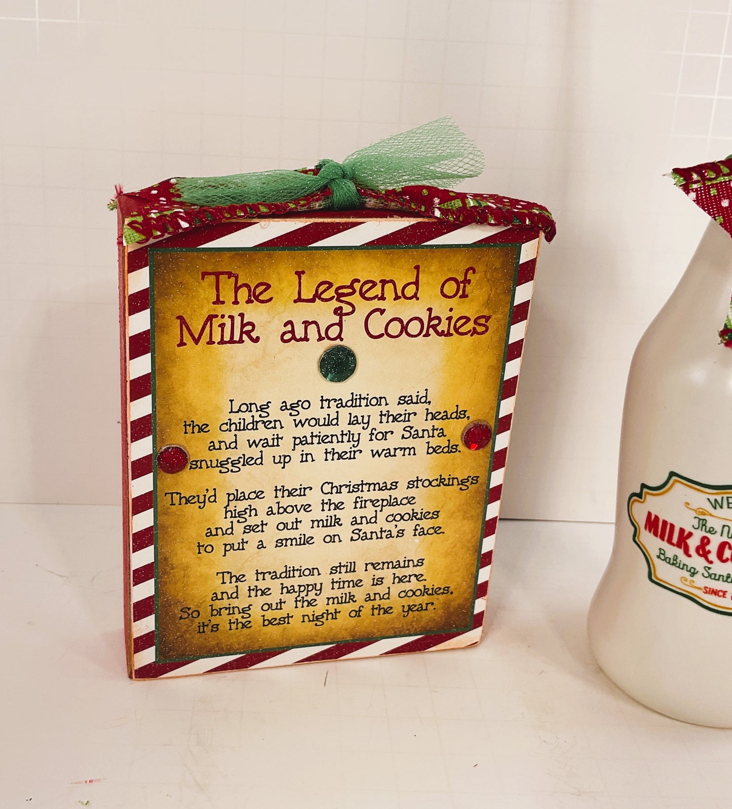 AGD Christmas Decor - Legend of Milk and Cookies Bottle Sign 2pc