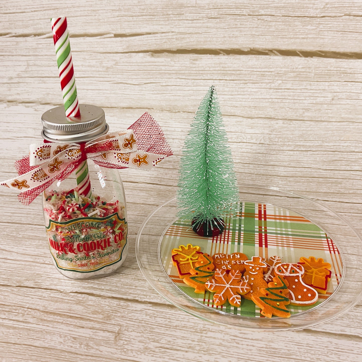 AGD Christmas Decor - Milk Bottle and Cookies Bundle Display 3pc Set