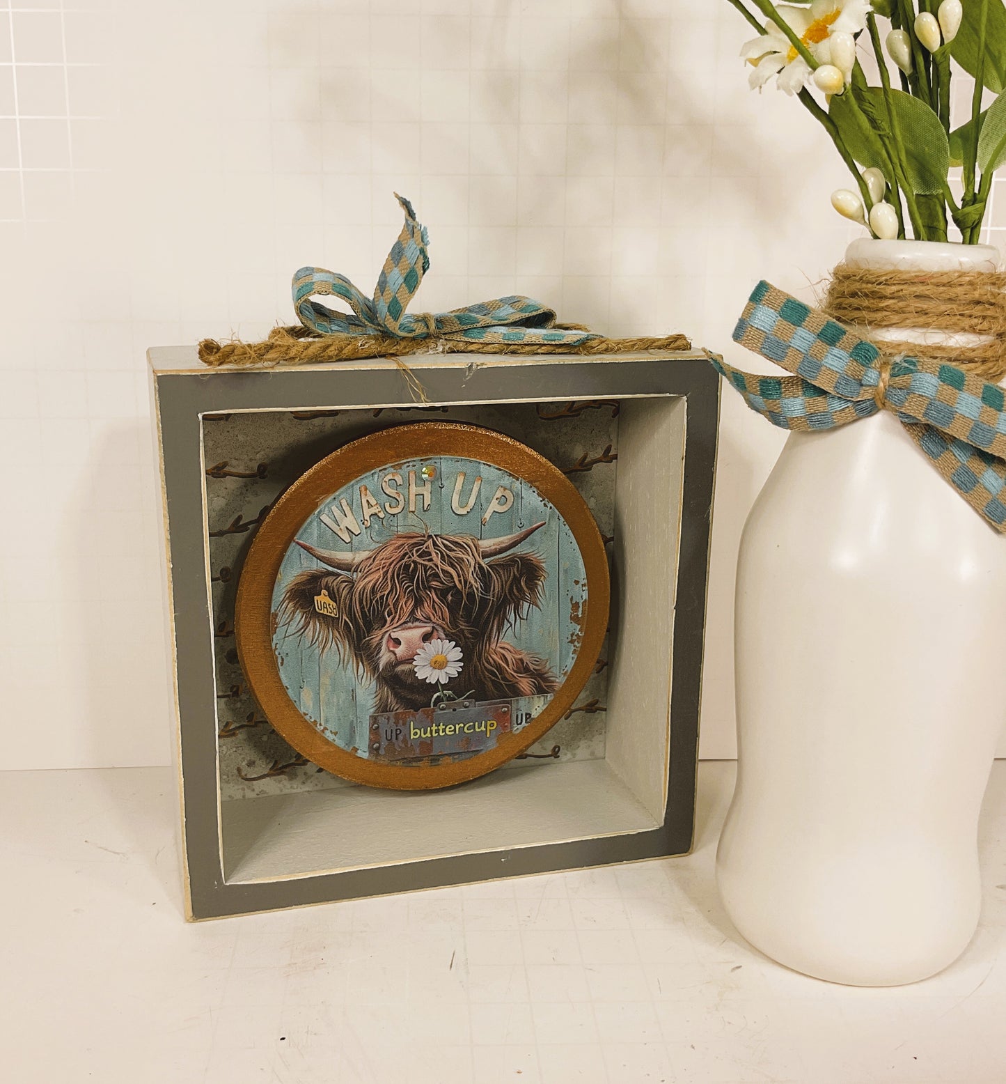 AGD Home Decor - Highland Cow Wash Up Buttercup Daisy Bathroom Decor