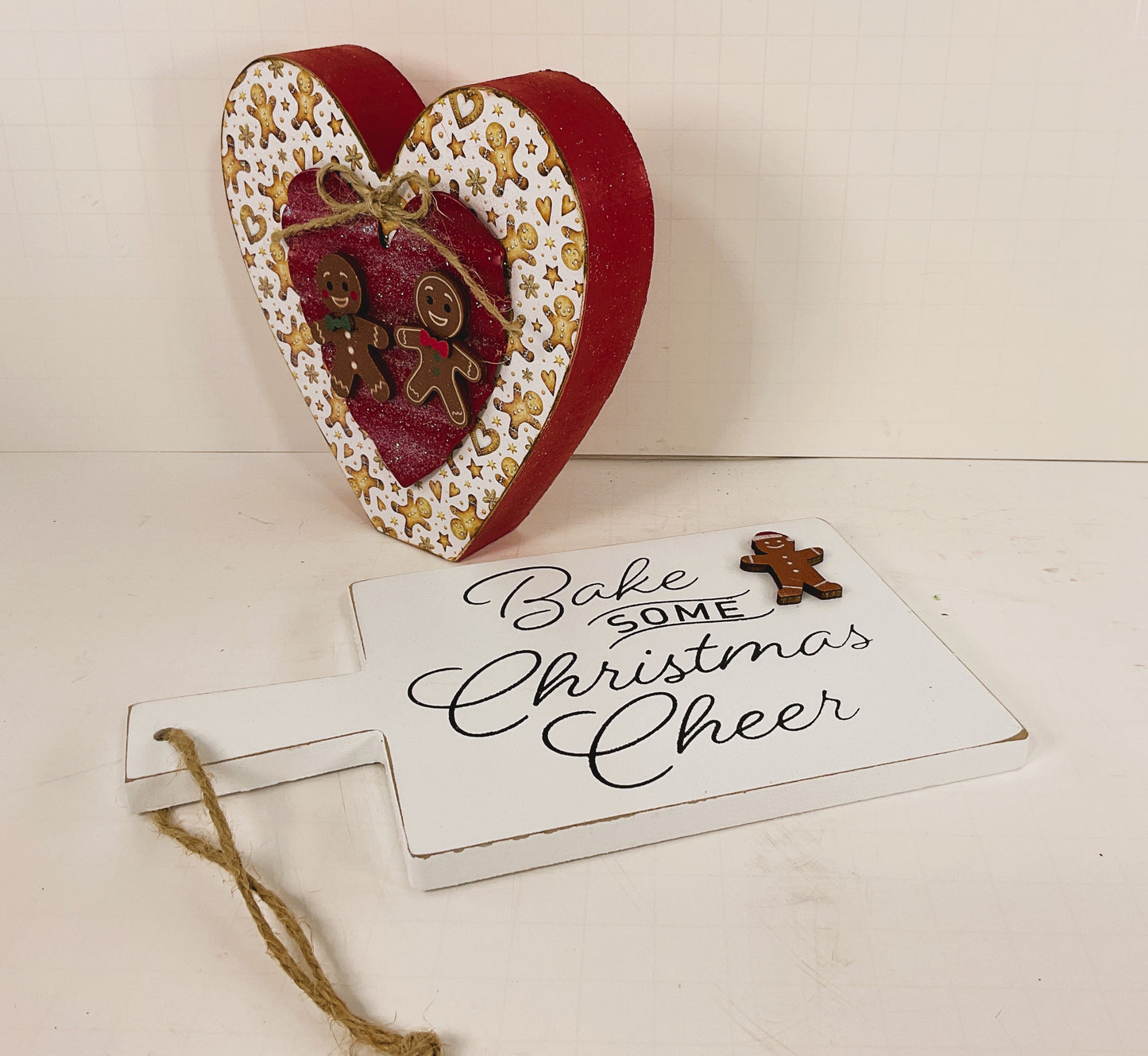 AGD Christmas Decor - Gingerbread Cookie Cutting Baord Tier Tray 2pc Set