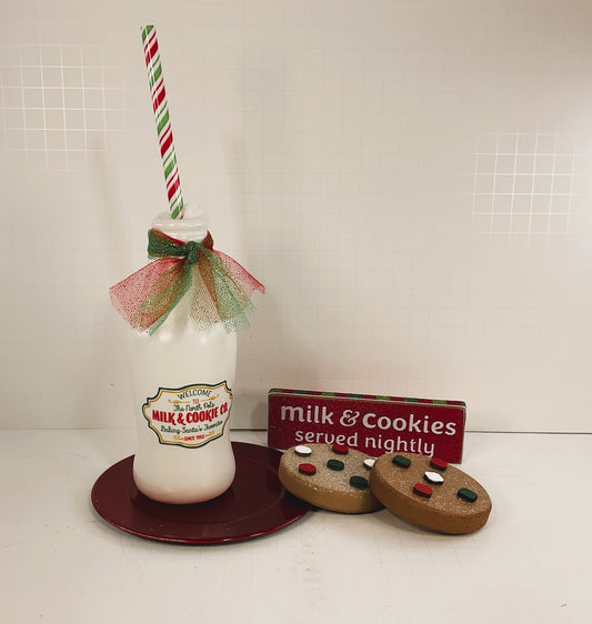 AGD Christmas Decor - Milk Bottle Gingerbread Cookies for Santa Plate Set
