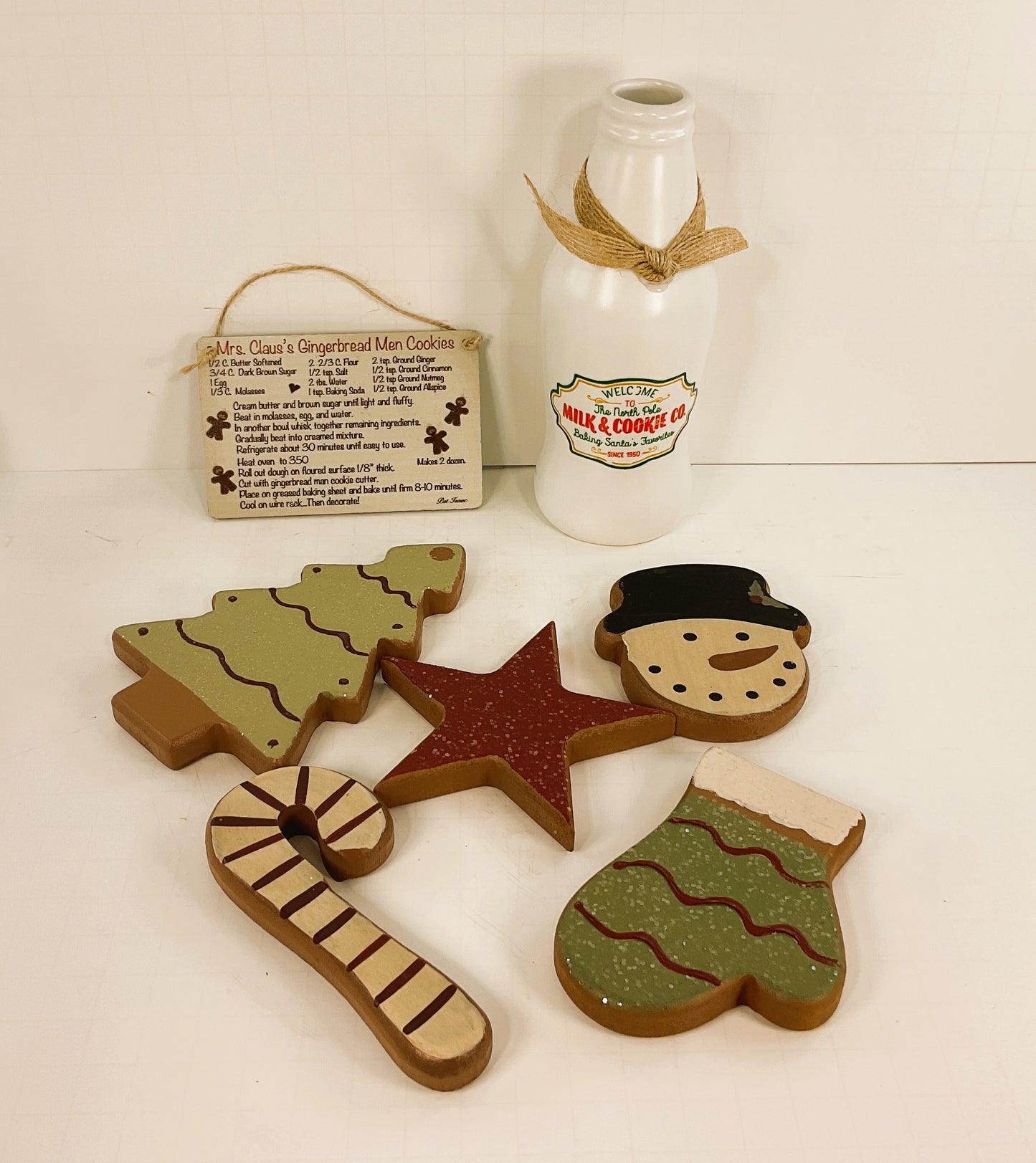 AGD Christmas Decor - Prim Milk Gingerbread Cookies for Santa Set
