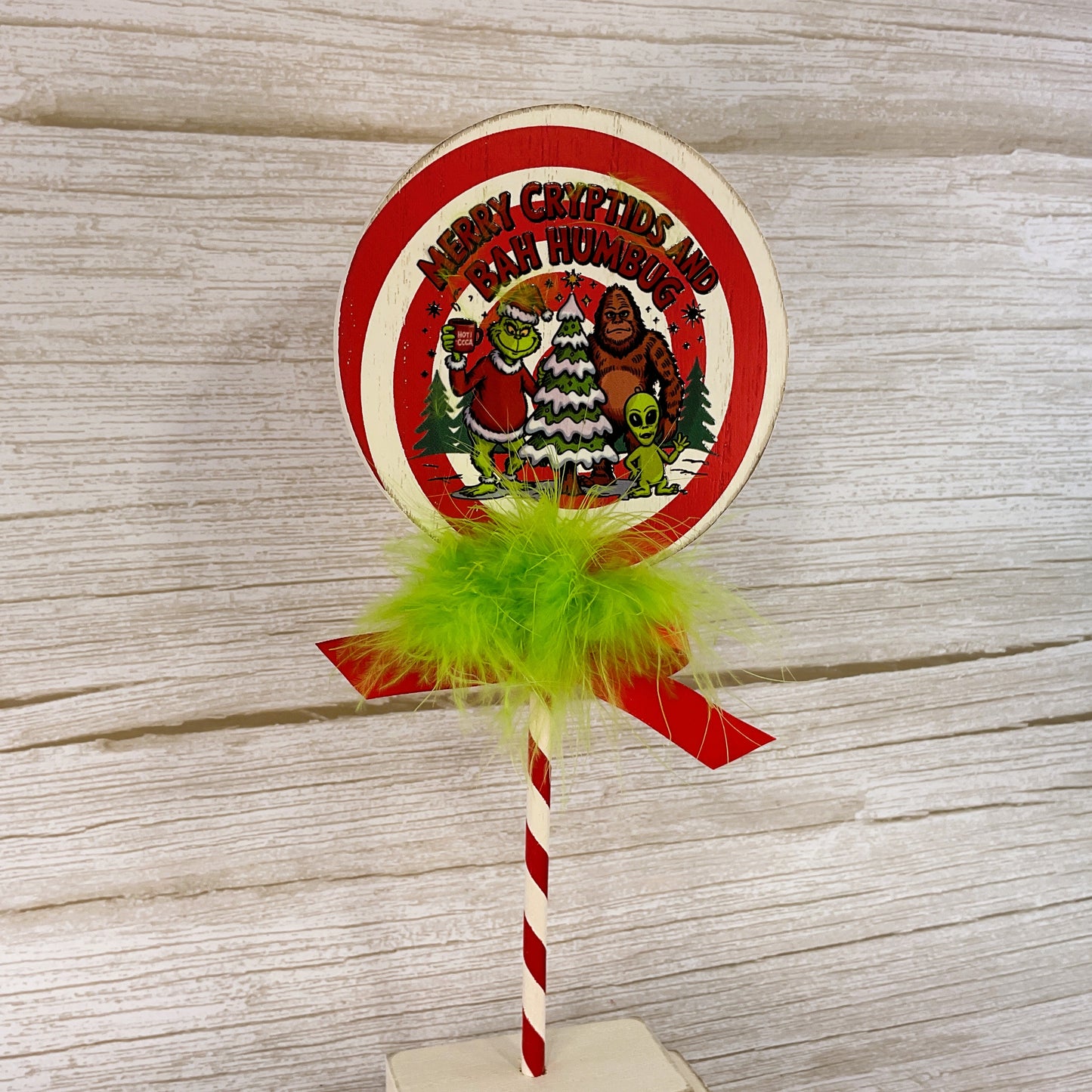 AGD Christmas Decor - Merry Cryptids Alien Bigfoot Peppermint Stand