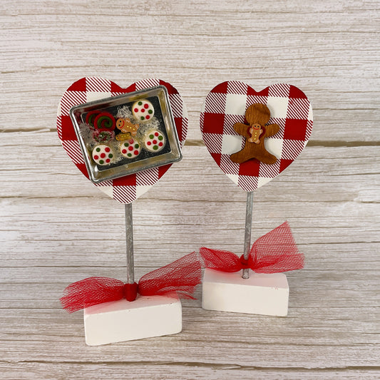AGD Christmas Decor - Miniature Cookies Gingerbread Heart Stands 3pc