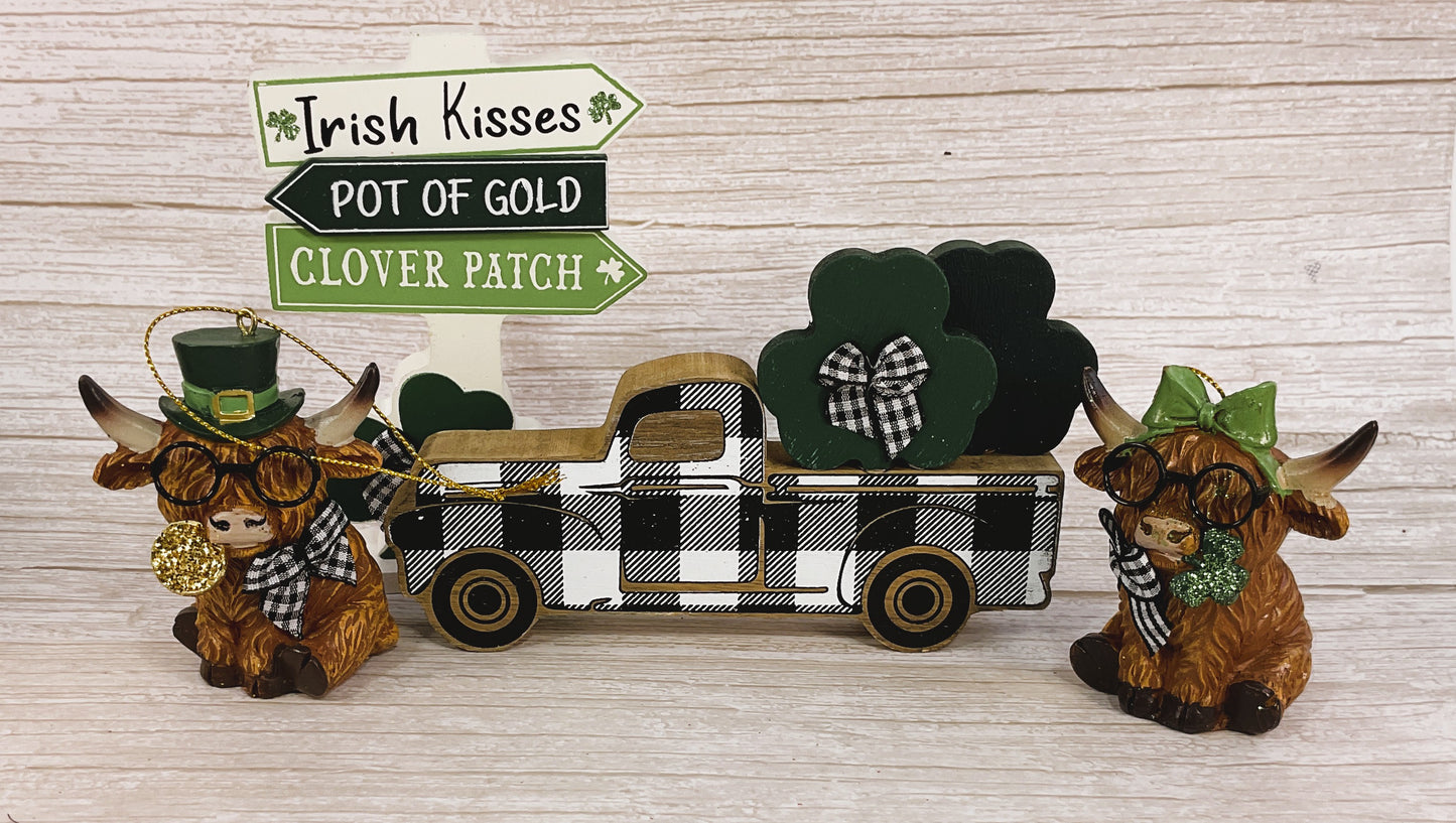 AGSD St Patrick's Decor - Highland Cow Figurine Arrow Sign Truck 4pc Set