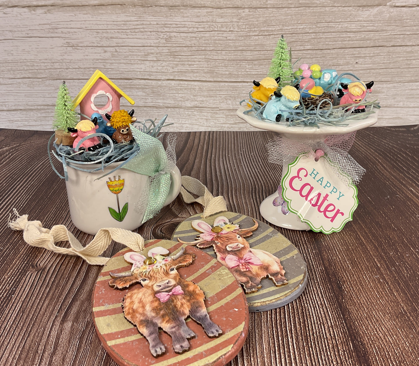 Easter Spring Decor – Micro Mini Highland Cow Cup & Riser Set