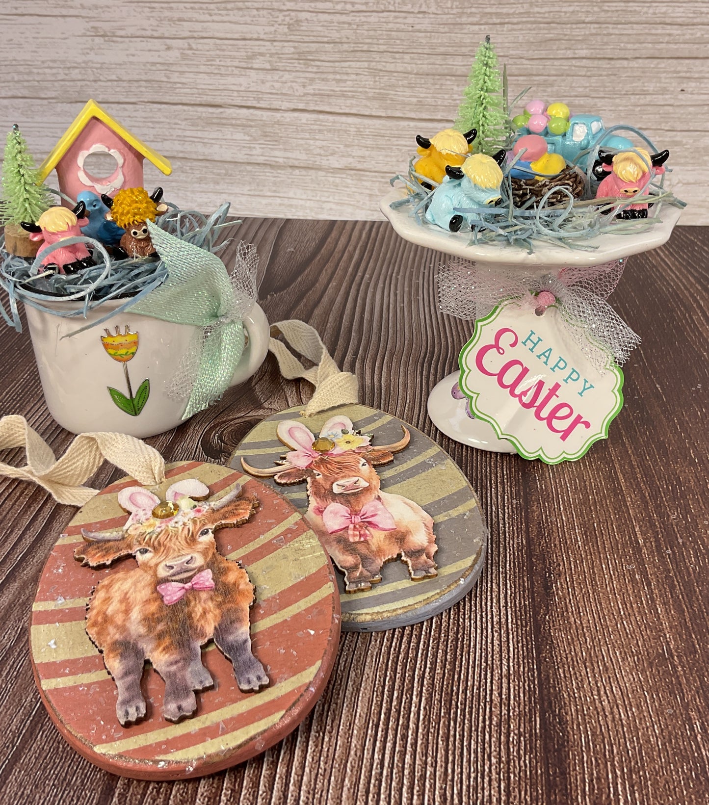 Easter Spring Decor – Micro Mini Highland Cow Cup & Riser Set