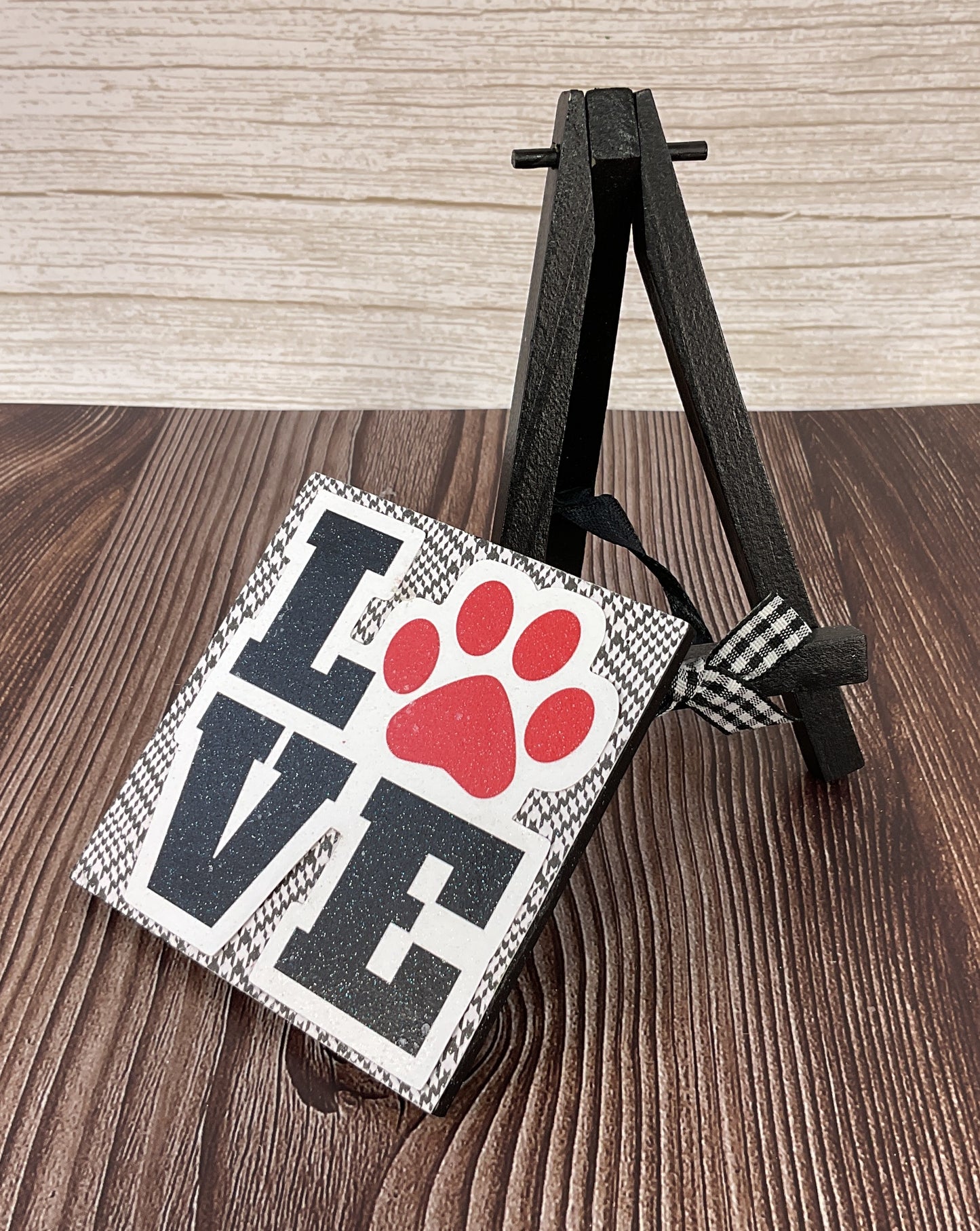 Dog & Cat Paw Print Christmas Easel Sign | Mini Tiered Tray Decor
