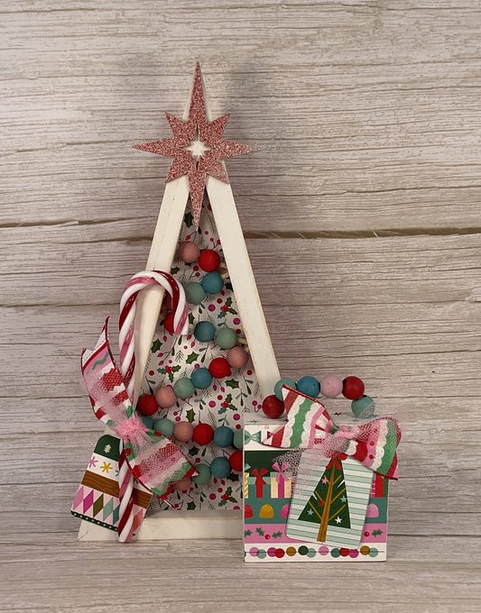Pink Blue & Red Retro Beaded Wood Christmas Tree & Sign Set – Handcrafted, 2 Piece