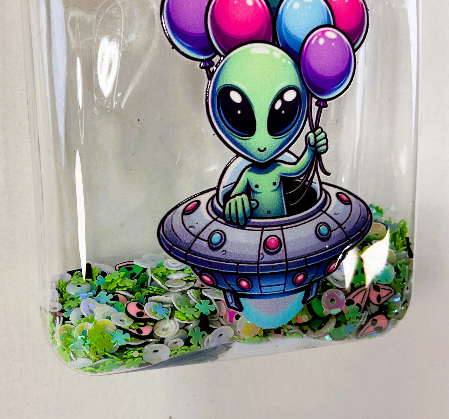 AGSD Home Decor Alien Shaker Christmas Ornament – Novelty Acrylic