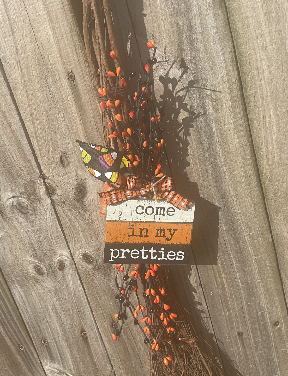 AGSD Halloween Decor - Come In Pretties Witch Broom Floral Display 3ft