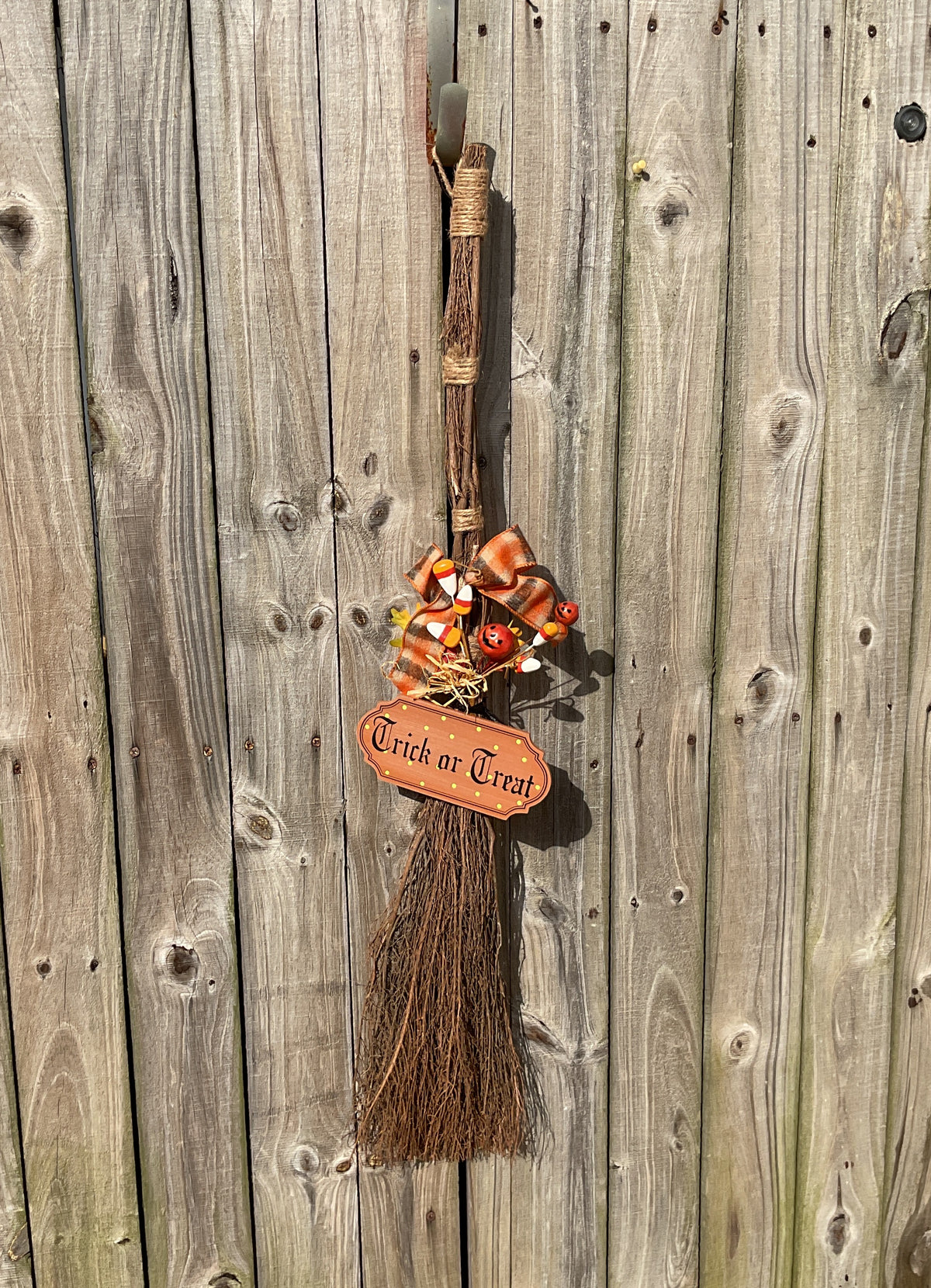 AGSD Halloween Decor - Trick Treat Witch Broom Floral Display 3ft