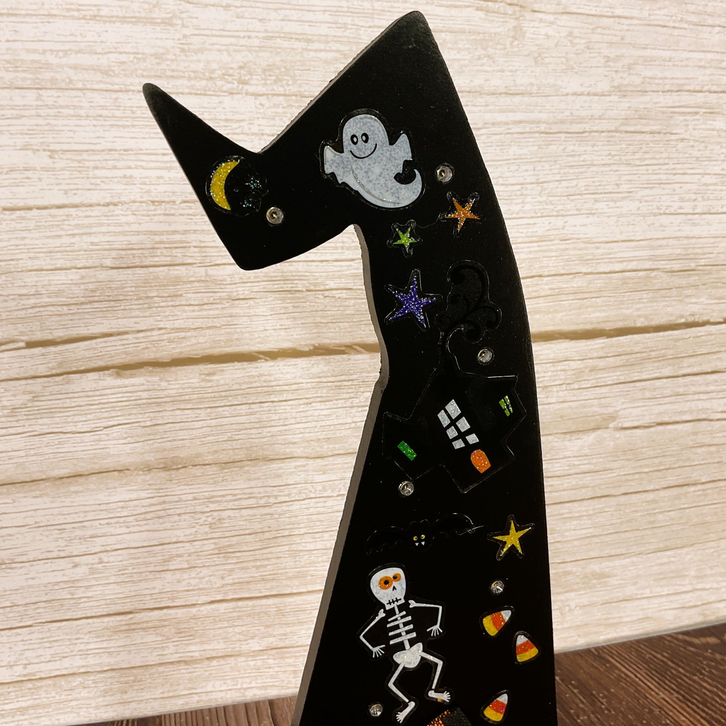 AGSD Halloween Decor - Lighted Chunky Wood Prim Witch Hat Sitter