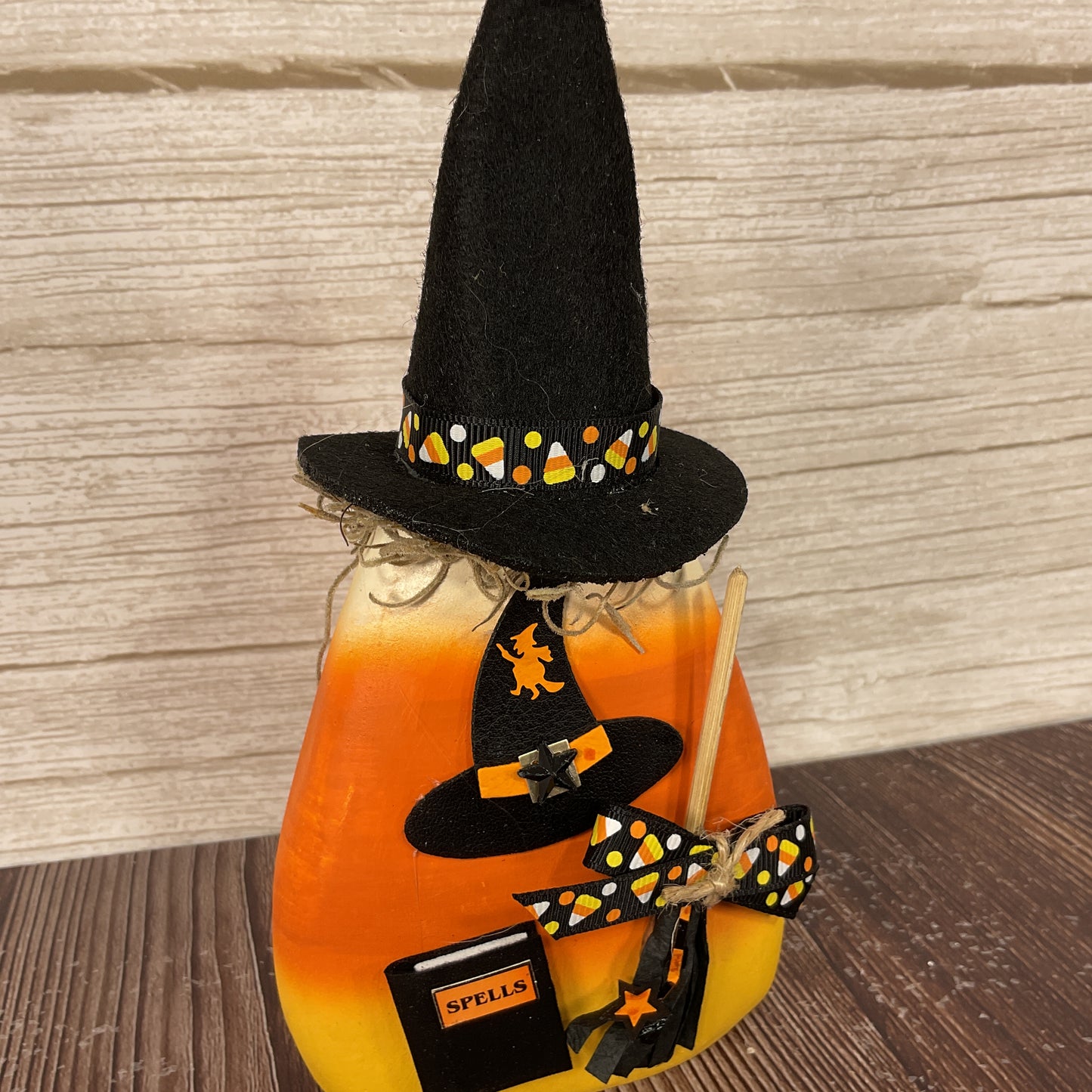 AGSD Halloween Decor - Witch Theme 3-D Paper Mache Candy Corn Sitter