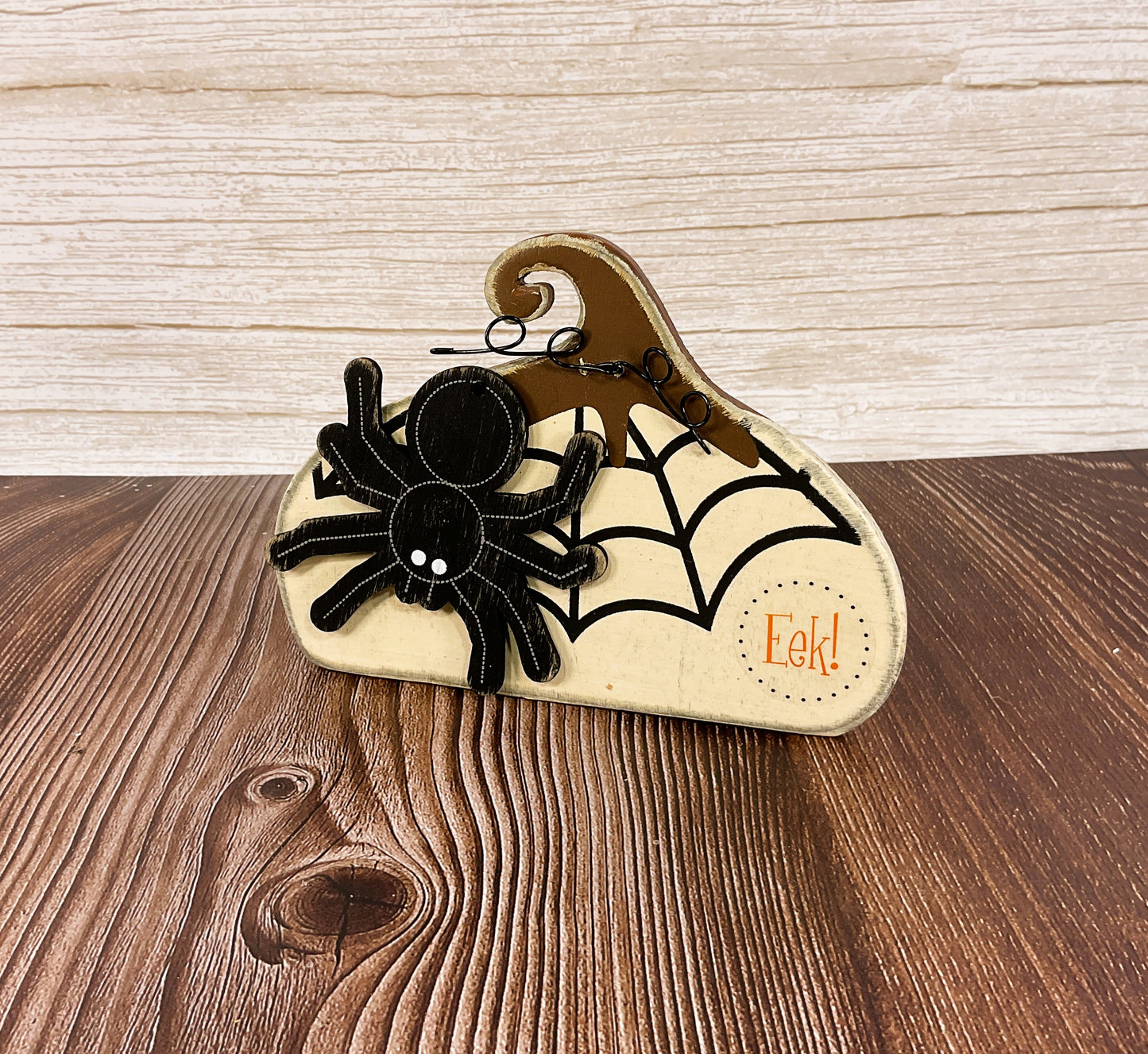 AGSD Halloween Decor - Prim Eek Spider Small Pumpkin Sitter