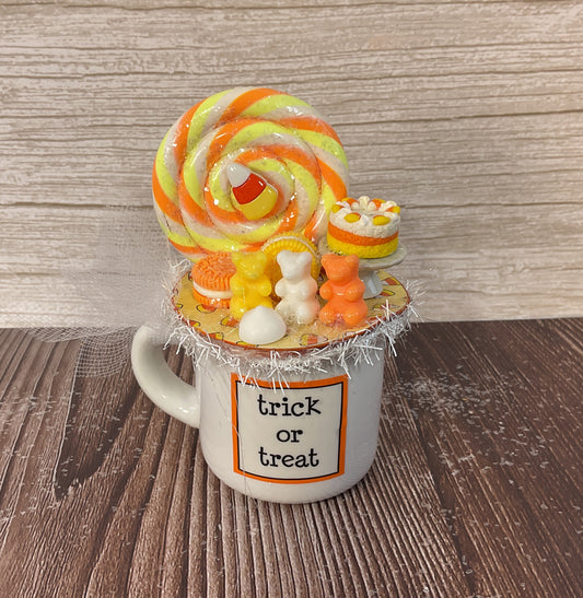 AGSD Halloween Decor - Faux Treats Cupcake Cookies Mini Ceramic Mug Display