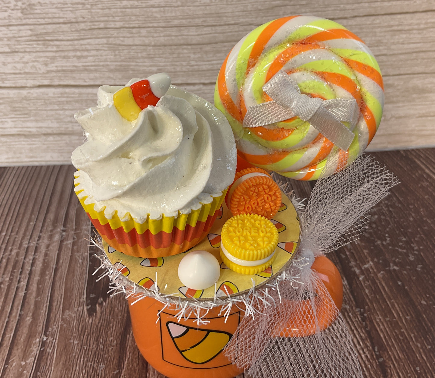 AGSD Halloween Decor - Faux Treats Cupcake Mini Ceramic Mug Display