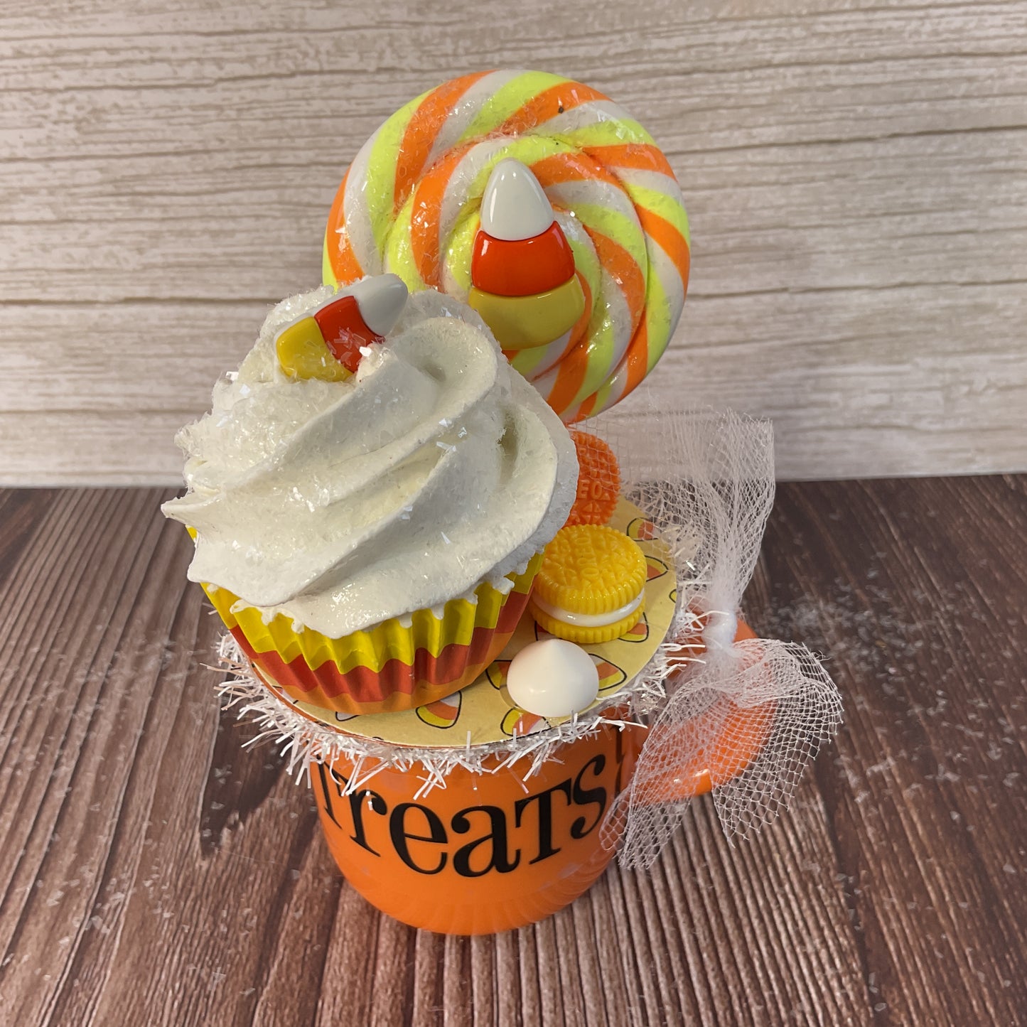 AGSD Halloween Decor - Faux Treats Cupcake Cookies Mini Ceramic Mug Display