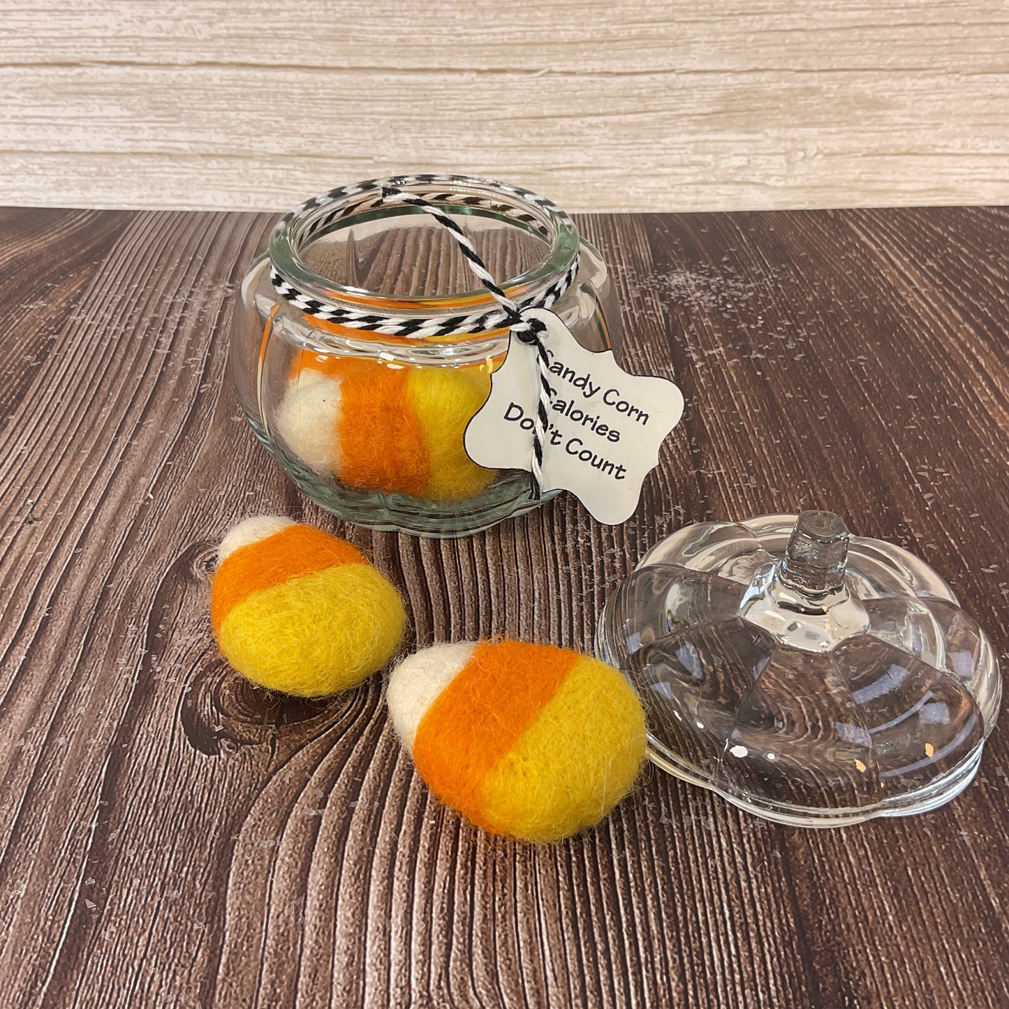 AGSD Halloween Decor - Felt Faux Candy Corn in SM Glass Pumpkin Jar