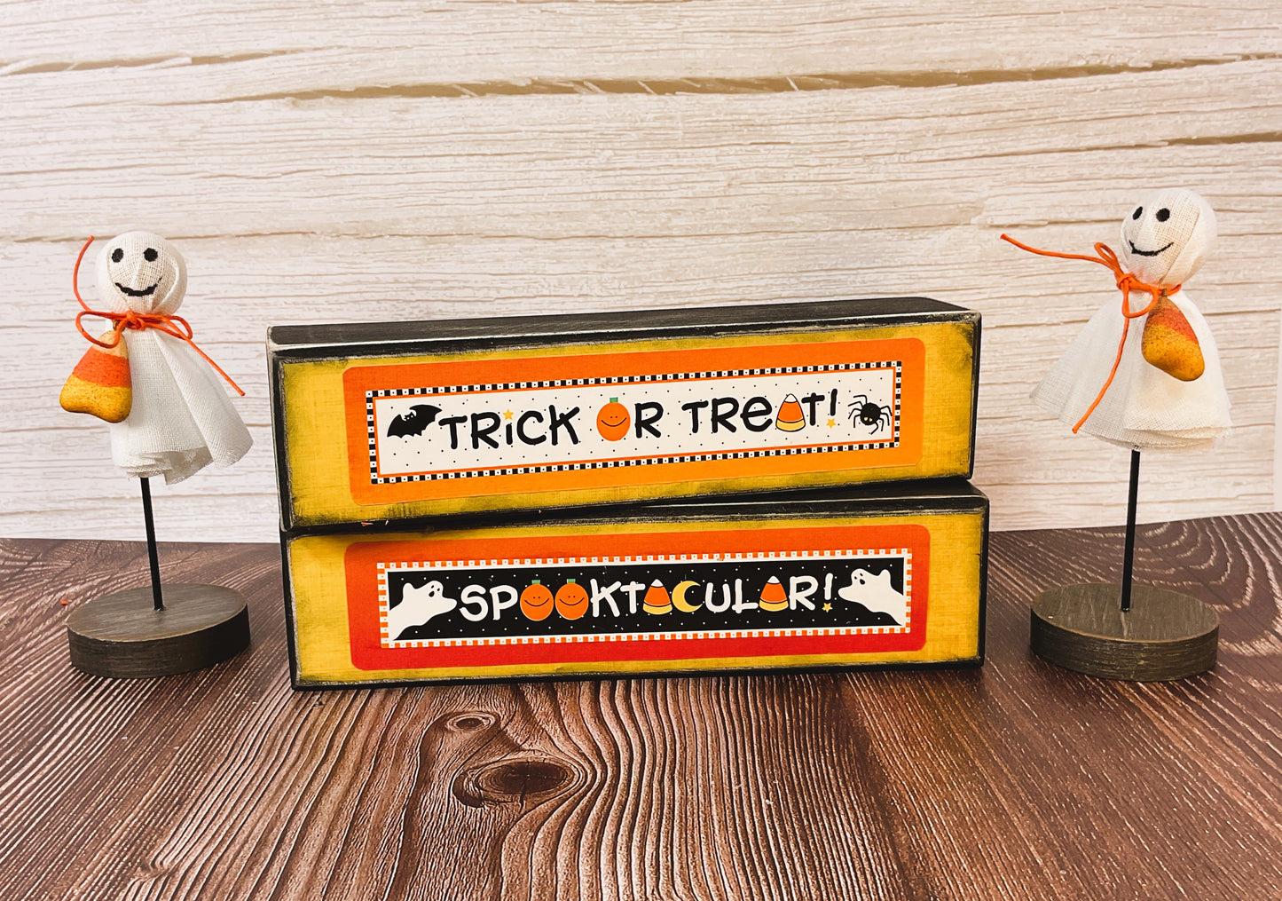 AGSD Halloween Decor - Trick Treat Candy Corn Ghost Sitter 4pc Set